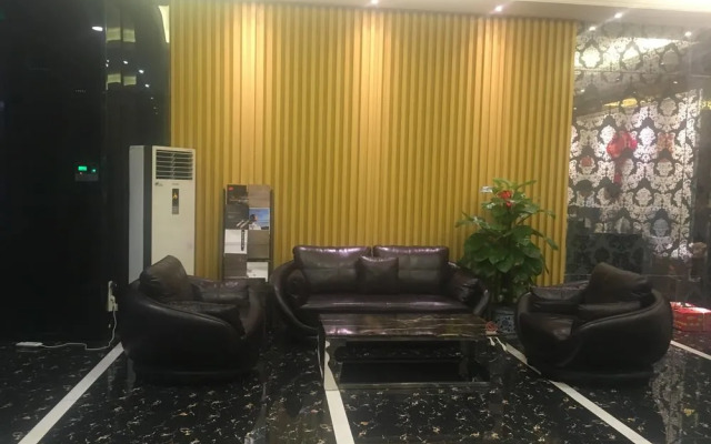 Yicheng Apartment Central Plaza