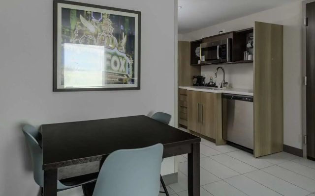 Home2 Suites by Hilton Northville Detroit