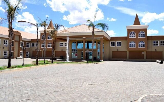 Majestic Five Hotel