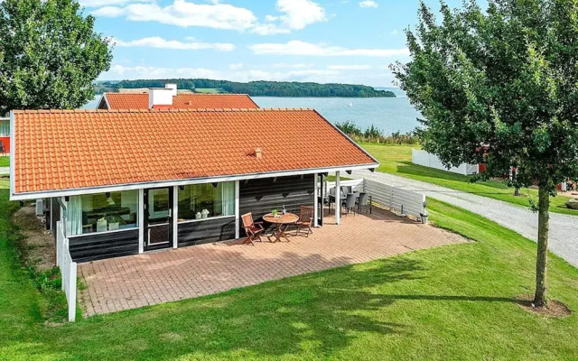 6 Person Holiday Home in Aabenraa-by Traum