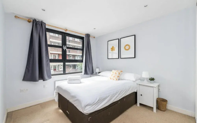 Charming Two Bedroom Flat Near Waterloo/southbank