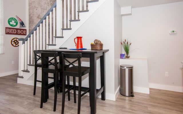 BOS008 2 Bedroom Apartment By Senstay