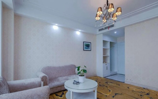 Vienna Hotel (Liuyang River Bridge Pedestrian Street)