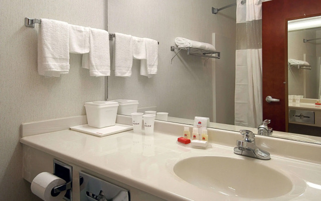 Travelodge by Wyndham Downtown Chicago