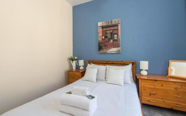Downtown and central 1 bed in Edinburgh, sleeps 4