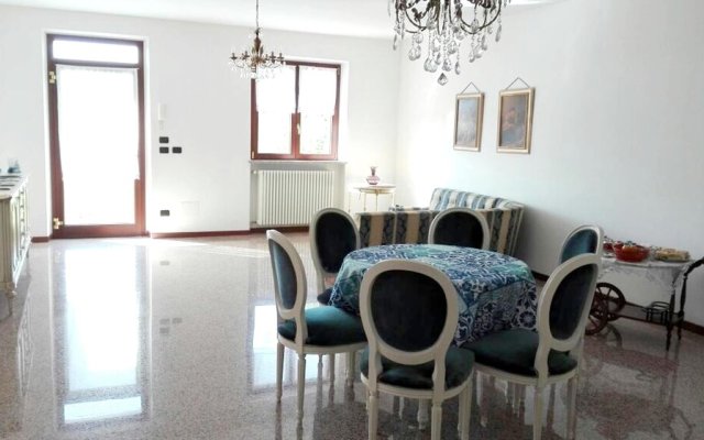 Apartment with 2 Bedrooms in Mirandola Bassa