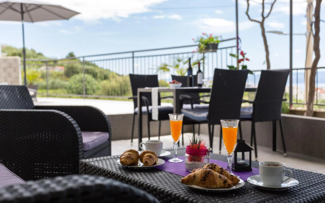 Apartments Lidija - see view with private hot tub and split level apartment with garden