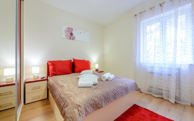 Villa Pave / Six Bedrooms H1