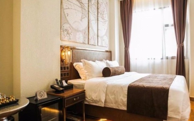 James Joyce Coffetel (Xi'an Huaqing Chi Branch)