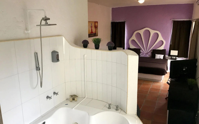 Embarcadero Maya B&B