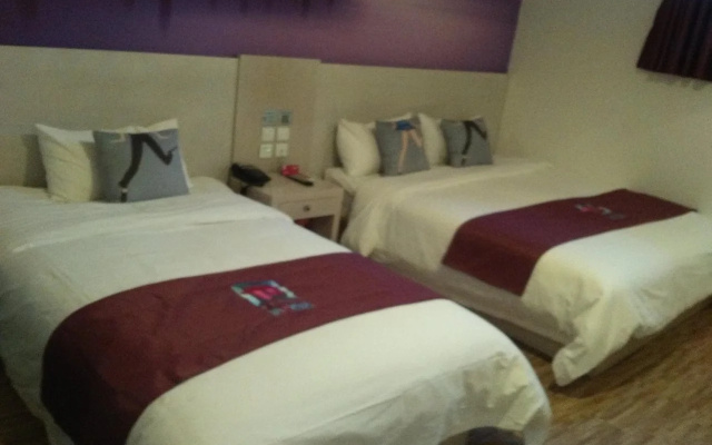 Pai Hotel Beijing Wanshou Road Subway Station