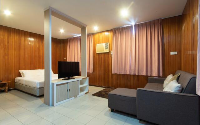 OYO 89577 Kristal Hotel