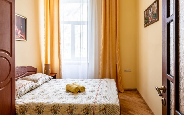 Three separate bedrooms on Square Rynok