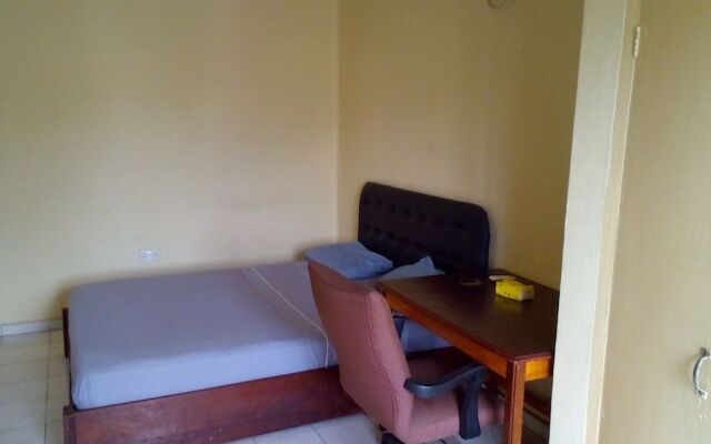 Green Bamboo Hotel