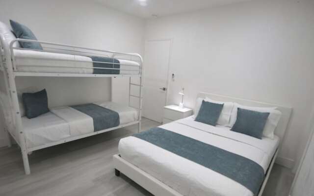 251 Airport Top House Apartments