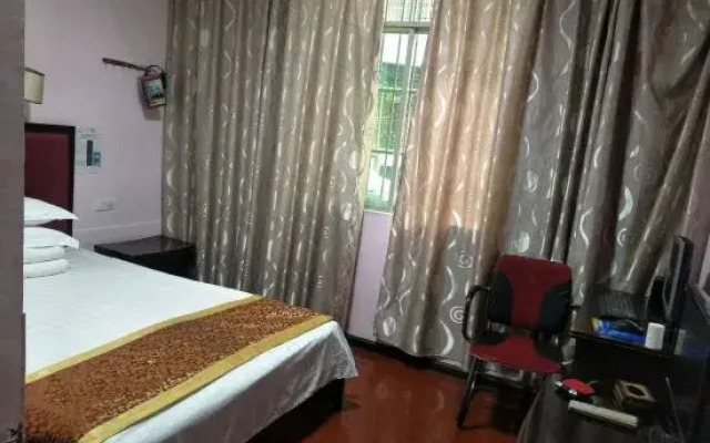 Jinping Shuntian Hotel