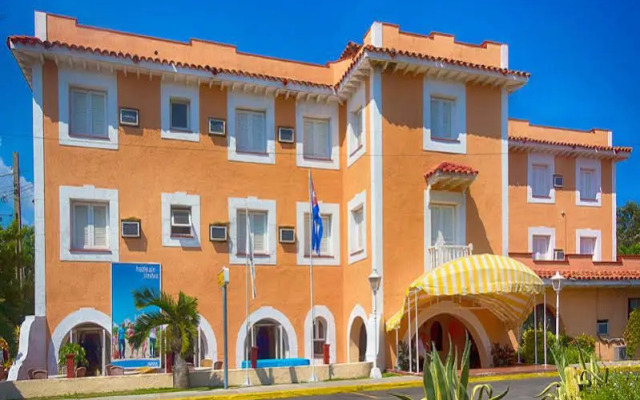 Hotel Dos Mares