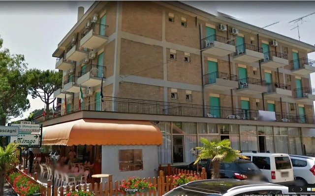 Hotel Mirage