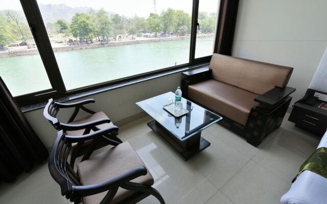 Anand Niketan By Bonjour - On The Ganges