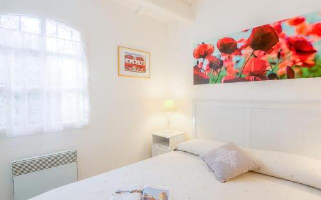 Holiday Home Les Parcs de Gassin.5