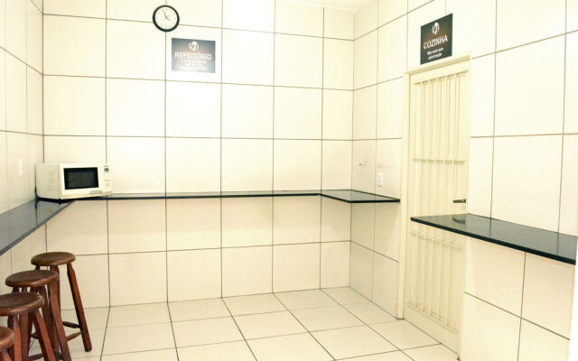 Lize Hotel-Hostel
