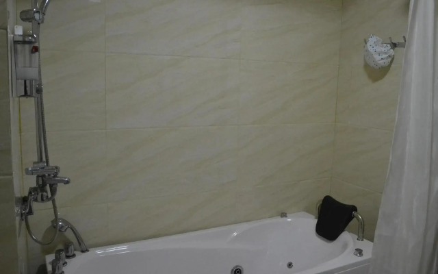 Luxury Hotel