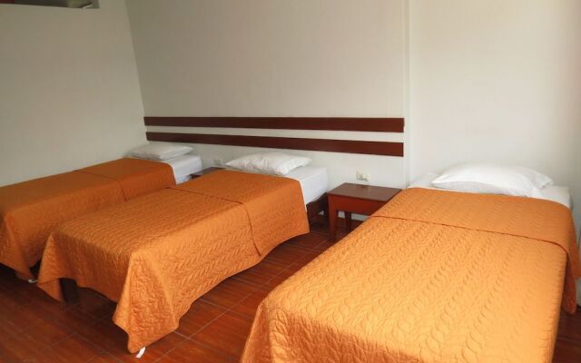 Miraflores Inn