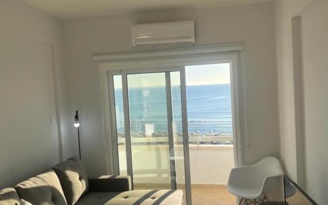 Alex Beach Apartment 32