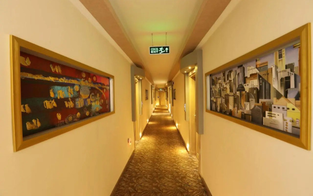 Unluselek Hotel