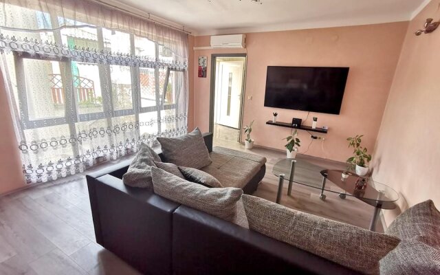 Apartment with 3 Bedrooms in Pula, with Furnished Terrace And Wifi - 3 Km From the Beach