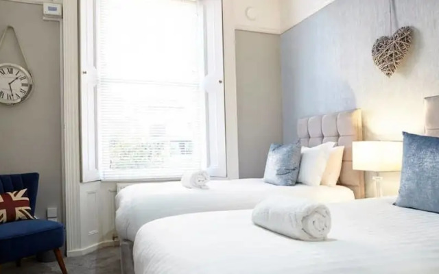 The Sunningdale  Your Apartment