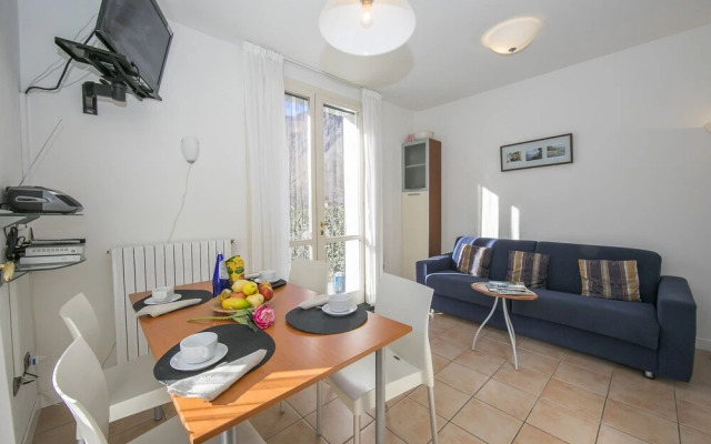 Porto Letizia Begonia 1