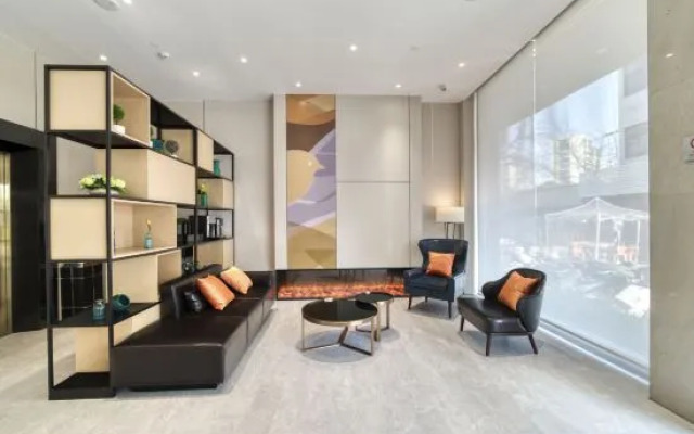 Homeinn Selected Hotel (Lishui High-Speed Railway Station Wanda Plaza)