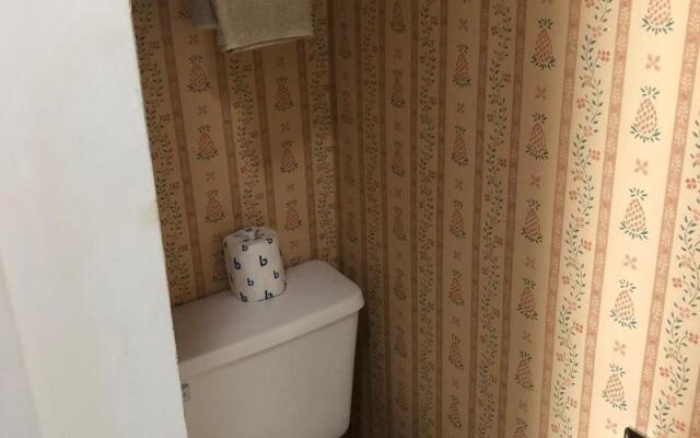 Reynolds House Inn & Motel