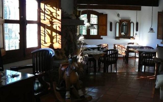 Hosteria Las Piedras