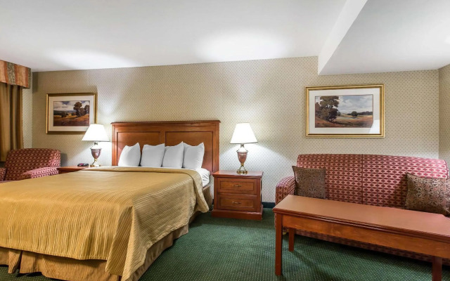 Quality Inn Near China Lake Naval Station
