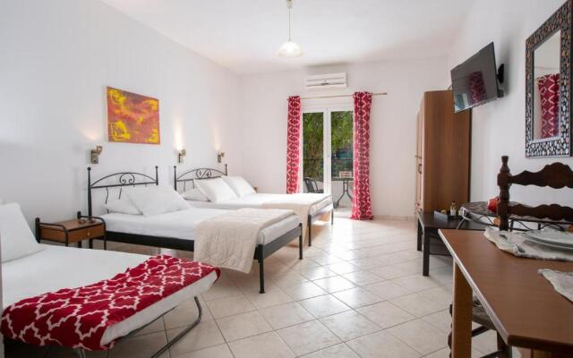 Spacious Studios Lefkada Mountain View Near Beach