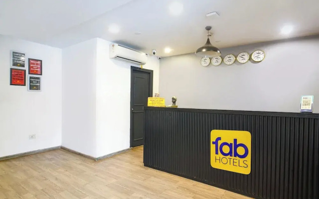Fabhotel Cinco