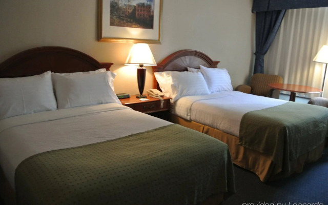 Days Hotel by Wyndham Williamsburg I-64