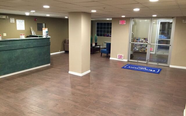 Rodeway Inn & Suites