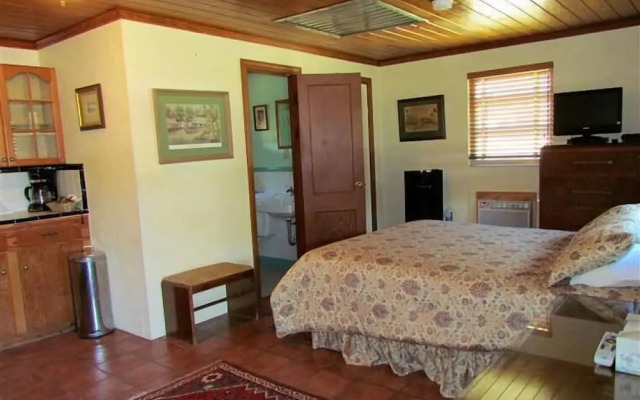 Yearling Restaurant and Cabins