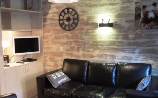 Two-Bedroom Apartment in Les Gets