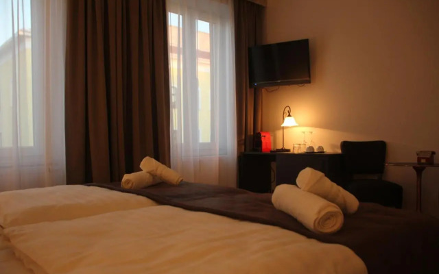 Versava Apartments