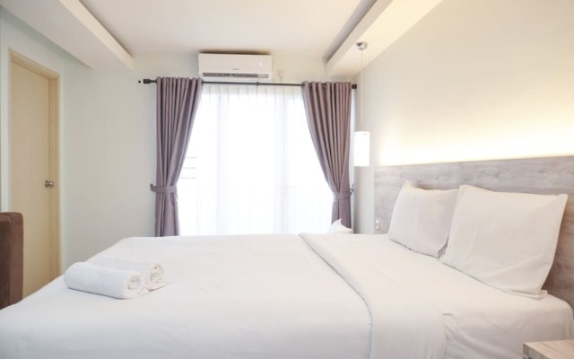 Comfort And Minimalist Studio At Amethyst Apartment
