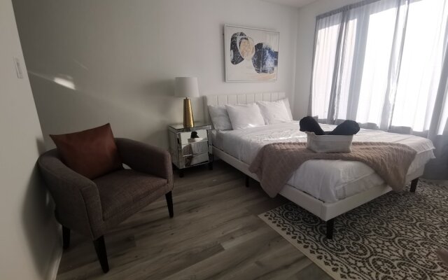 Barrie Comfort Lodging