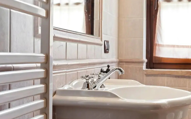 Elegant Apartment Only 1 Hour From Rome