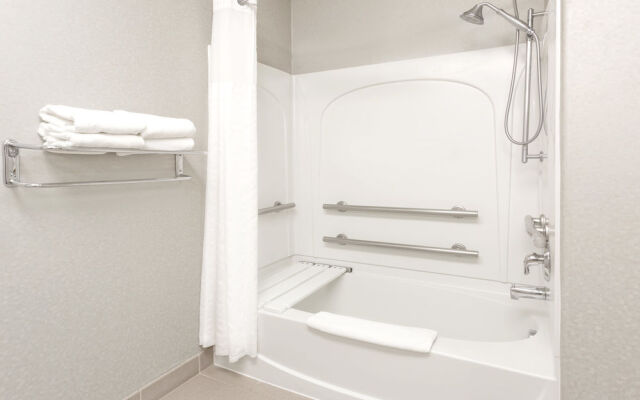 Days Inn & Suites Parachute