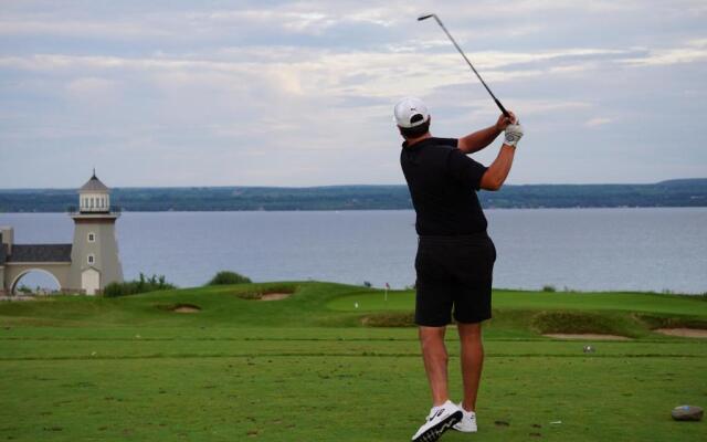 The Inn at Cobble Beach