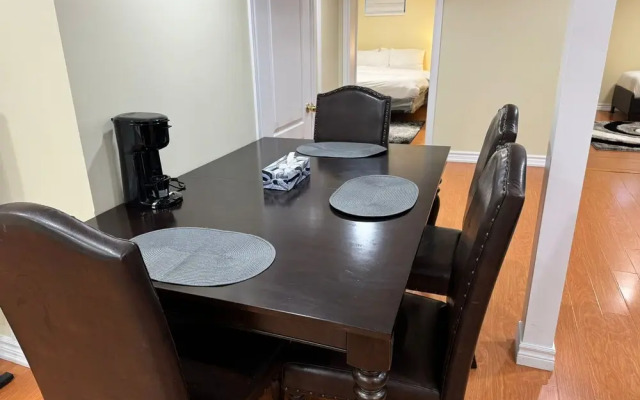 Comfy Basement Apartment in Toronto