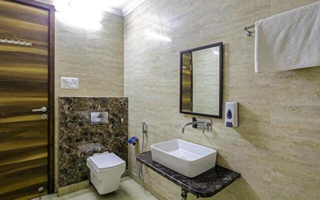 Fabhotel White House Bnb
